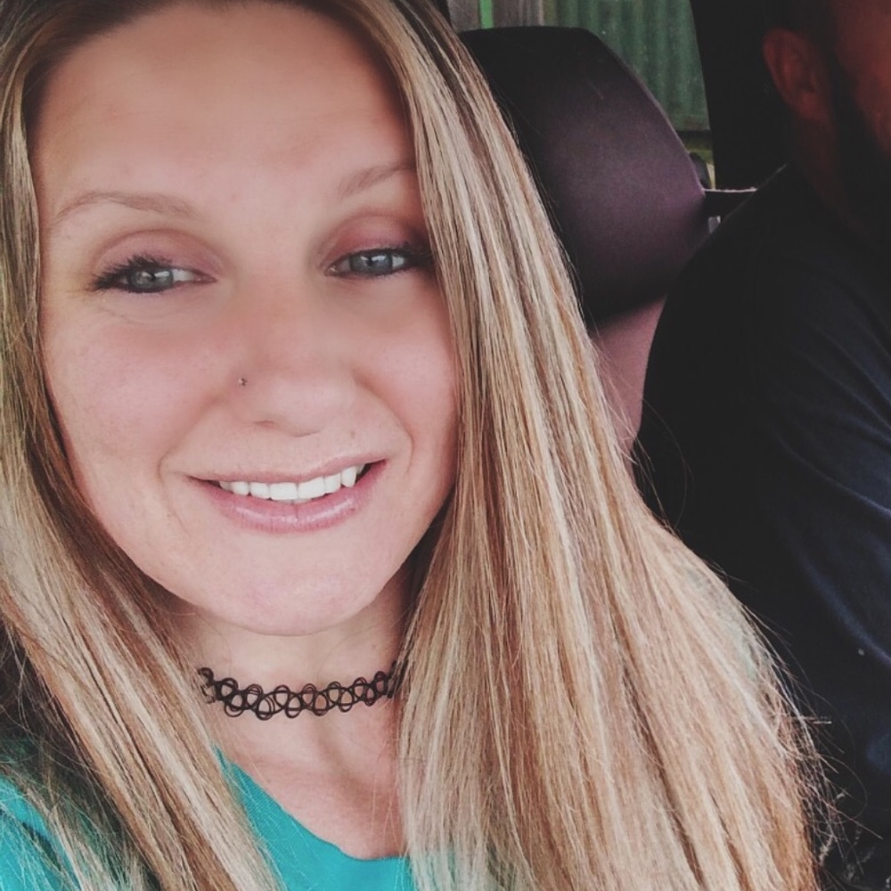 Meet your Posher, Kayla